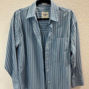Abercrombie & Fitch Blue Striped Button Down Shirt